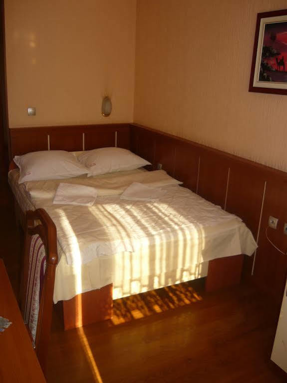 Motel Nana Banja Luka Zewnętrze zdjęcie